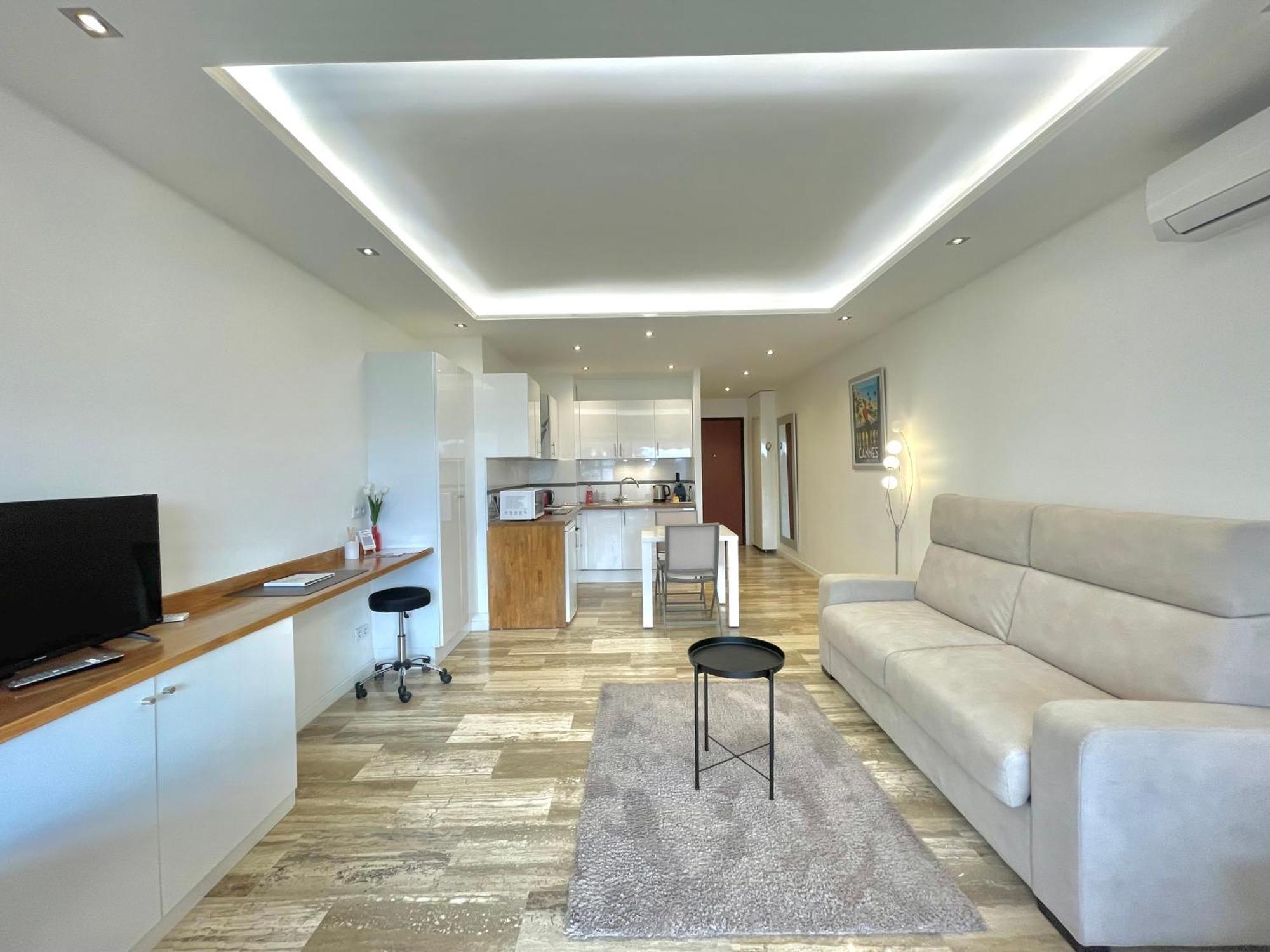 Studio Grand Hotel Croisette, By Welcome To คานส์ ภายนอก รูปภาพ